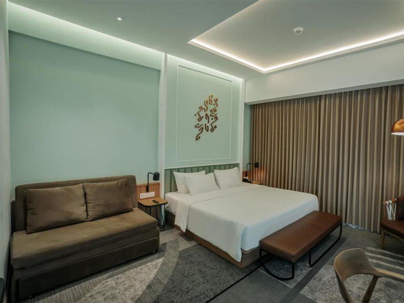Luwansa Hotel And Convention Center Manado Exterior photo